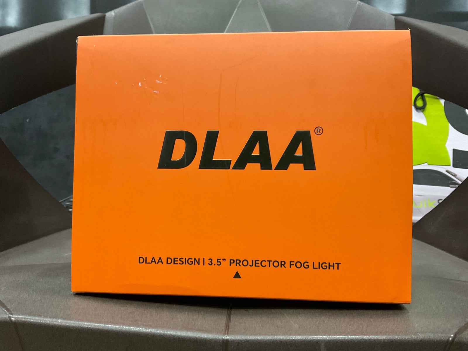 DLAA PROJECTORS - 3 COLOURS